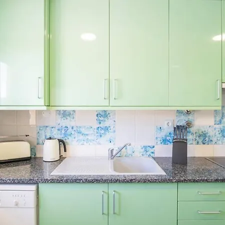 Marina Design T2 Apartament *